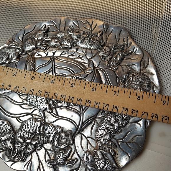 Arthur Court rabbits trivet or hang on wall - Picture 2 of 3